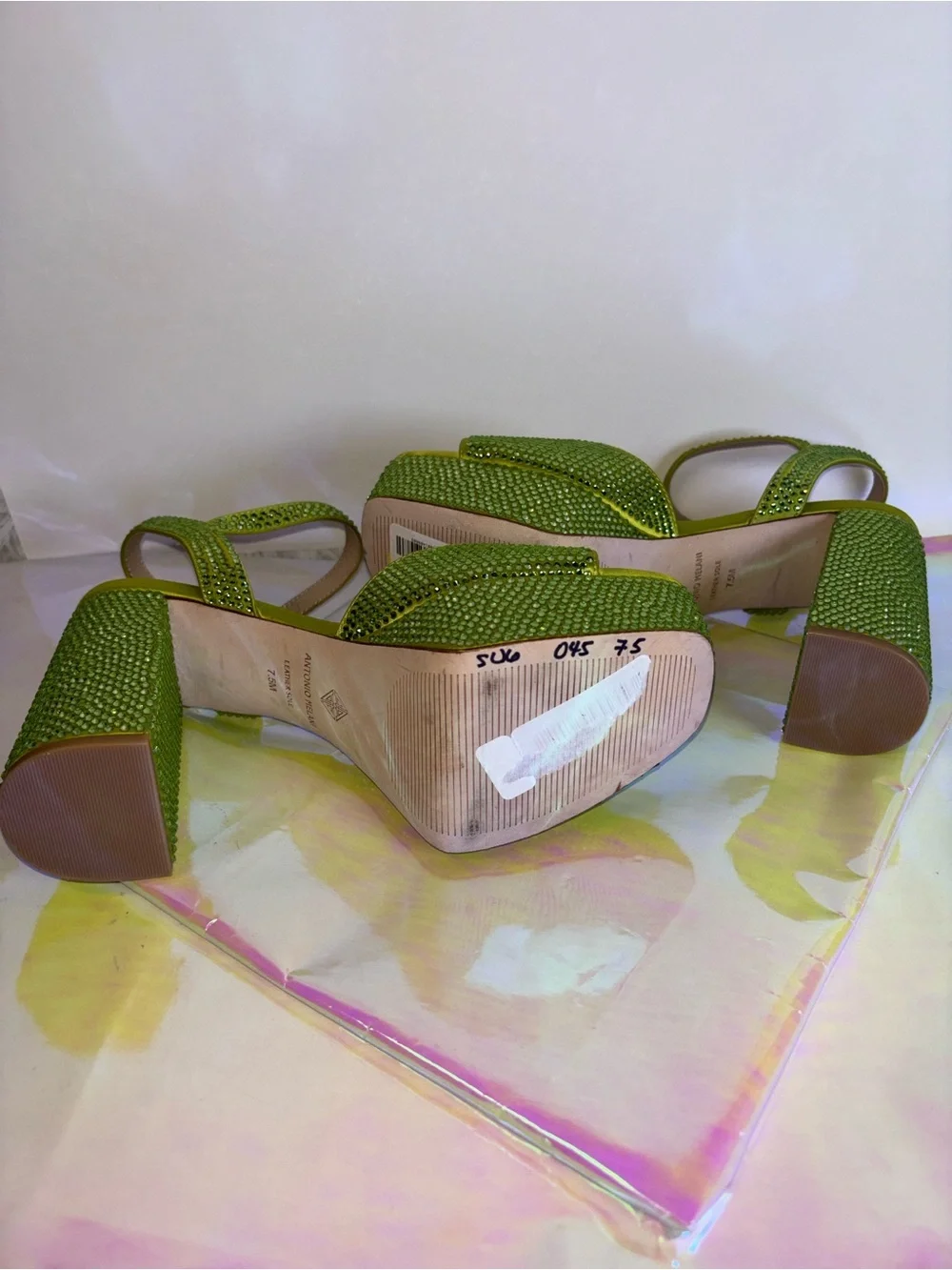 ANTONIO MELANI Neon Green Crystal Platform Sandals NWT SIZE 7.5